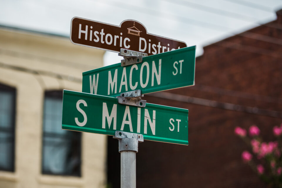 warren county historic district macon street main street crossing